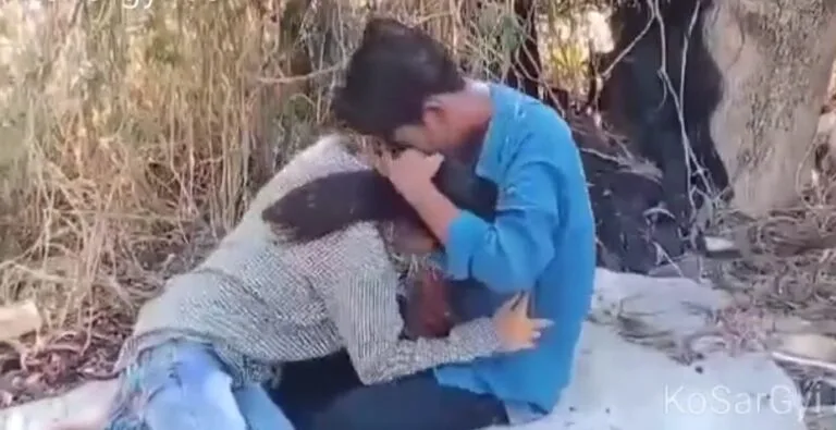 နေမကောင်းတဲ့ ဘဲကြီးကို ပြုစုယုယတဲ့ ဆော်လေး