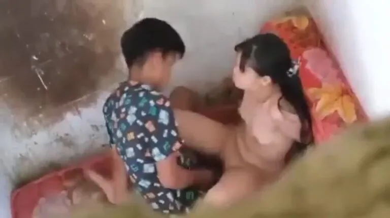 ချောင်းရိုက်  နောက်ဆုံးထွက်တာလေး ဒဲ့တွေပဲ