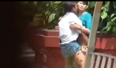 တော်တော်လုပ်ချင်ရင် ခြုံဘုတ်ထဲ ဘုပါလား