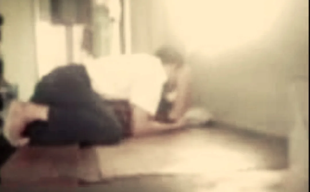 အိပ်ယာထဲခေါ်လိုးတဲ့ ကျောင်းဆရာ နဲ့ ဆယ်တန်းကျောင်းသူ အိပ်ယာပေါ်မှာစာသင်ပြ