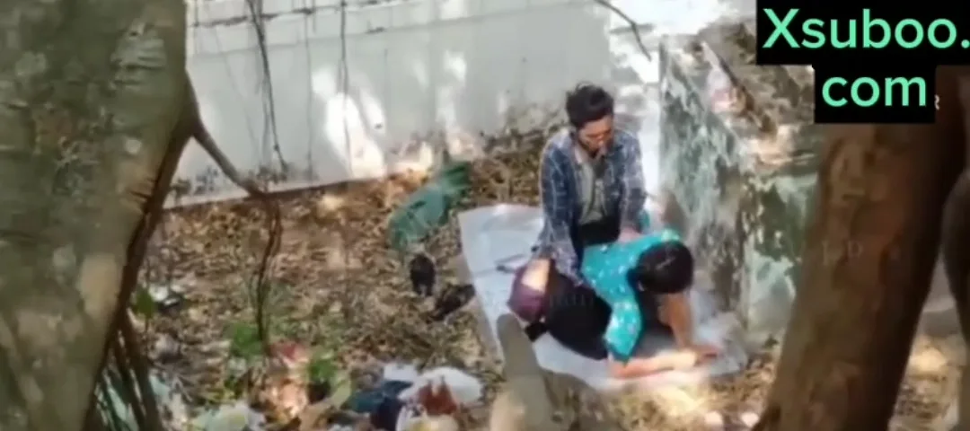 သချိုင်းကုန်းမှာတွယ်တဲ့ စုံတွဲ သရဲဆိုတာ ဂျိုနဲ့လားတဲ့