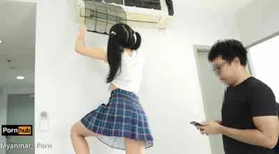 မြမြ ဖြူစင်သော အိမ်တွင်းအချစ်