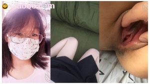 အဖုတ်နုနုမျက်မှန်နဲ့ဆော်လေး